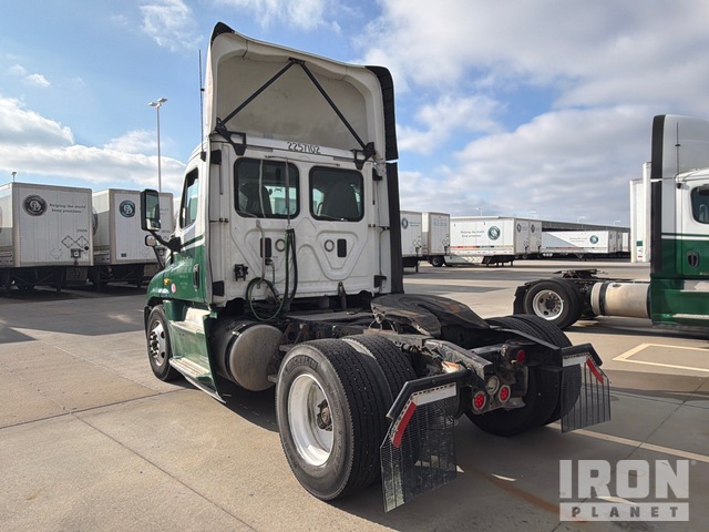 CAMIóN 2017 FREIGHTLINER