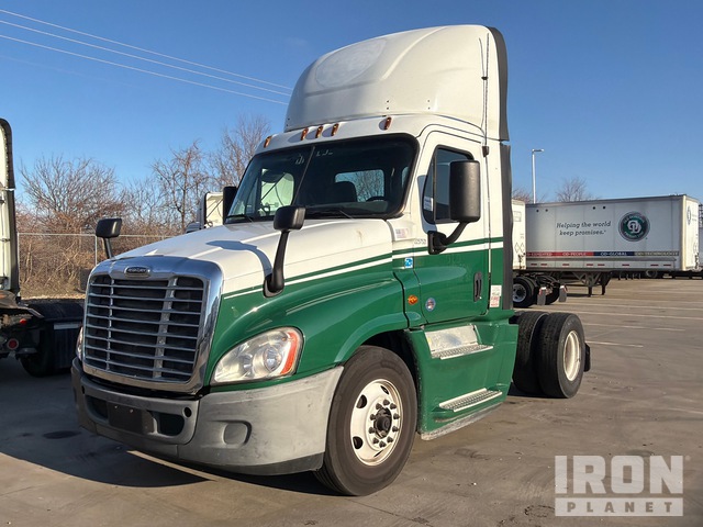 CAMIóN 2017 FREIGHTLINER
