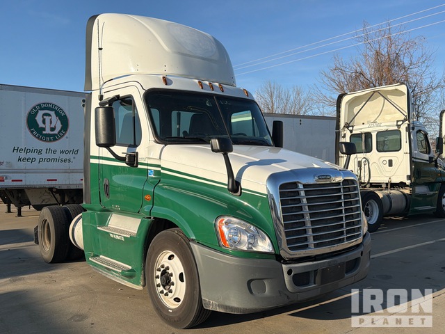 CAMIóN 2017 FREIGHTLINER