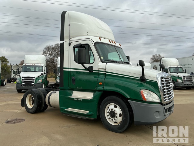 CAMIóN 2017 FREIGHTLINER
