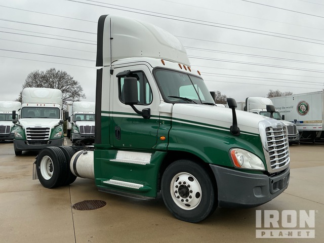 CAMIóN 2017 FREIGHTLINER