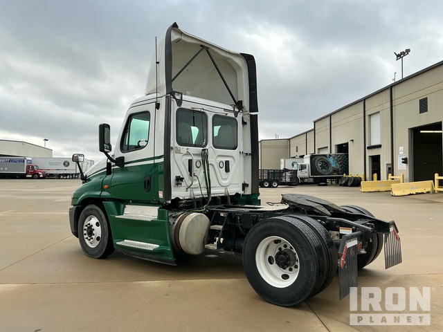 CAMIóN 2017 FREIGHTLINER