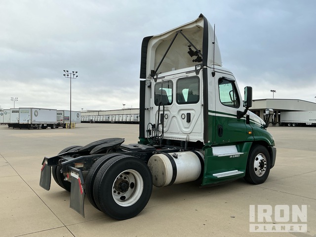 CAMIóN 2017 FREIGHTLINER