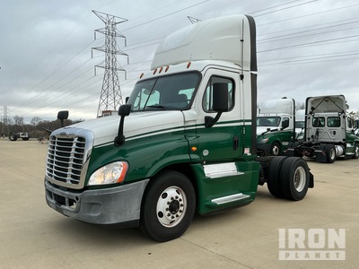 2017 Freightliner CA125 4x2 Cabeza Tractora Cabina Corta
