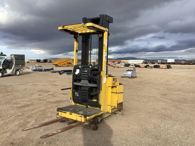 Hyster 30 Order Picker
