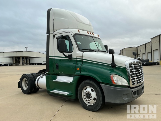 CAMIóN 2017 FREIGHTLINER