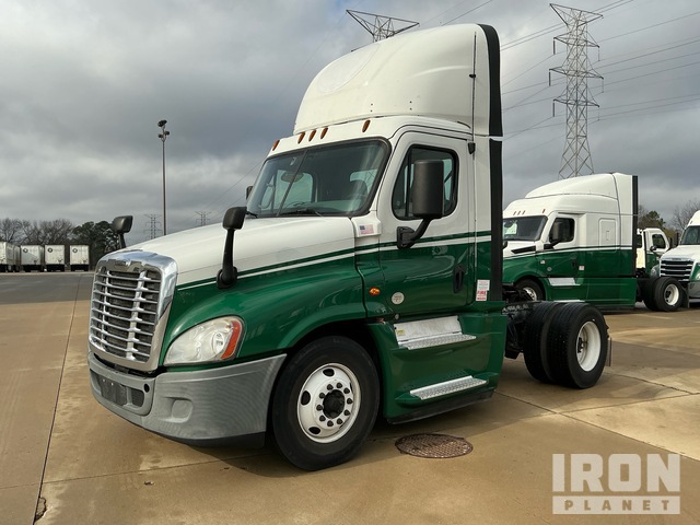 CAMIóN 2017 FREIGHTLINER