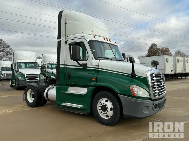 CAMIóN 2017 FREIGHTLINER