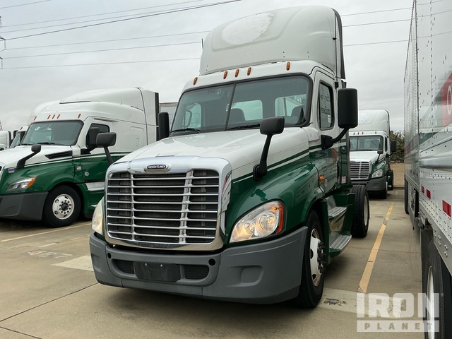 CAMIóN 2016 FREIGHTLINER