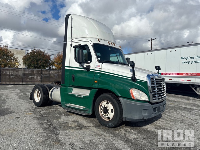 CAMIóN 2017 FREIGHTLINER