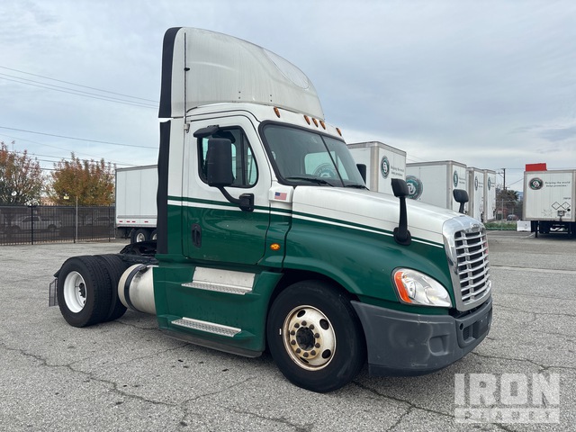 CAMIóN 2017 FREIGHTLINER