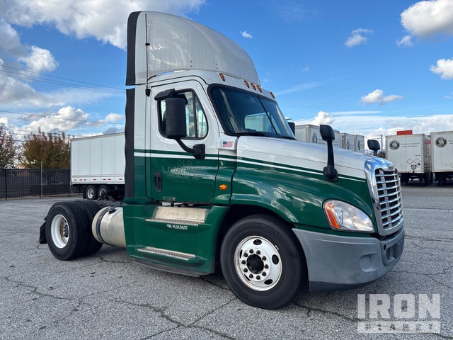 CAMIóN 2017 FREIGHTLINER