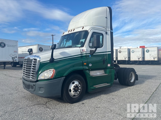 CAMIóN 2017 FREIGHTLINER