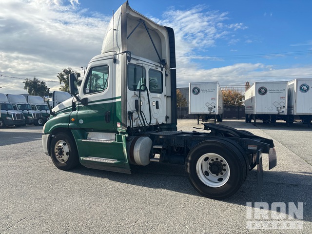 CAMIóN 2017 FREIGHTLINER