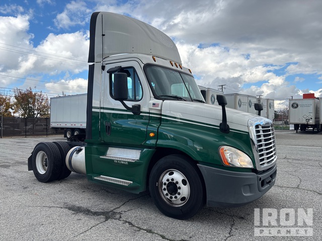 CAMIóN 2017 FREIGHTLINER