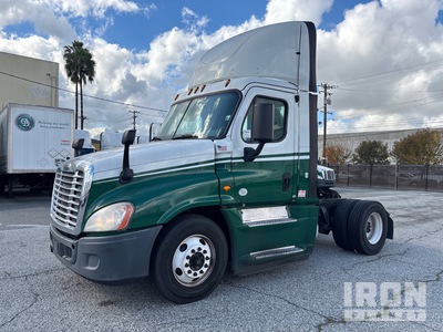 2016 Freightliner Cascadia 125 4x2 S/A Day Cab Truck Tractor