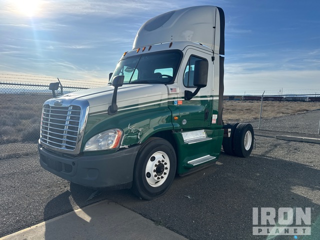 CAMIóN 2016 FREIGHTLINER
