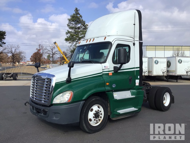 CAMIóN 2016 FREIGHTLINER