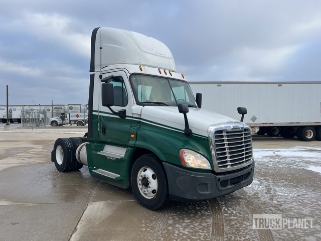 CAMIóN 2017 FREIGHTLINER