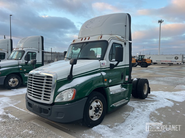 CAMIóN 2017 FREIGHTLINER