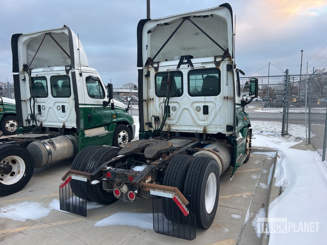 CAMIóN 2016 FREIGHTLINER