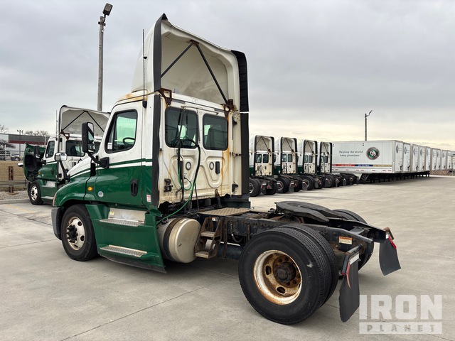 CAMIóN 2017 FREIGHTLINER