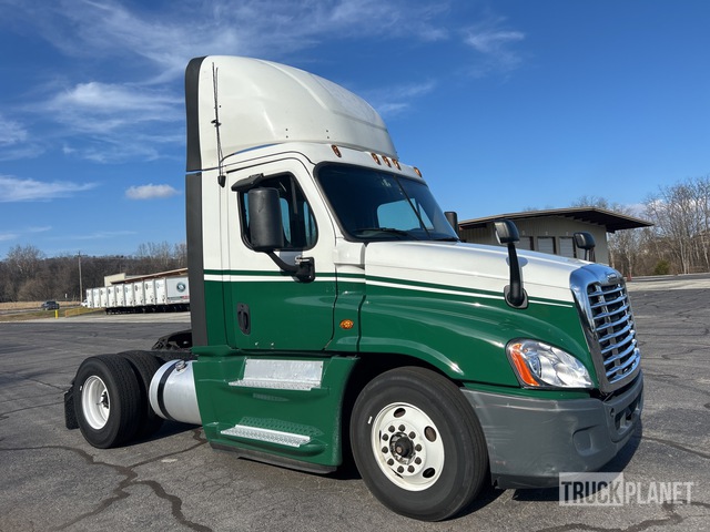 CAMIóN 2017 FREIGHTLINER