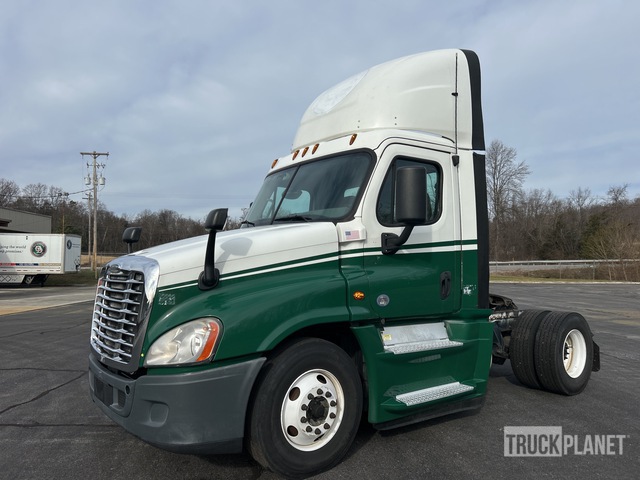 CAMIóN 2017 FREIGHTLINER