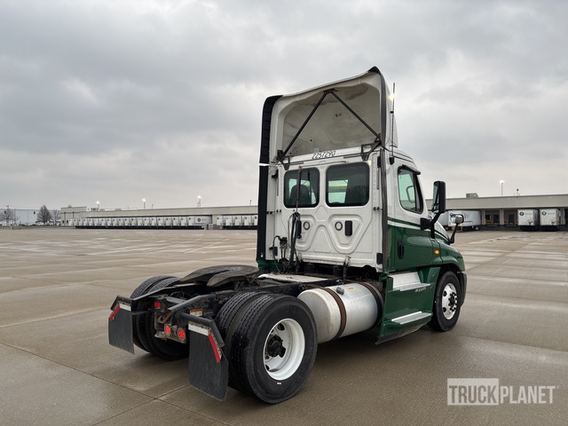 CAMIóN 2017 FREIGHTLINER