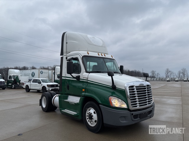 CAMIóN 2017 FREIGHTLINER