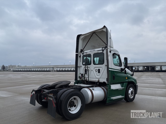 CAMIóN 2017 FREIGHTLINER