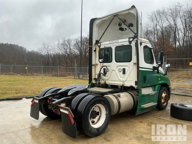 CAMIóN 2017 FREIGHTLINER