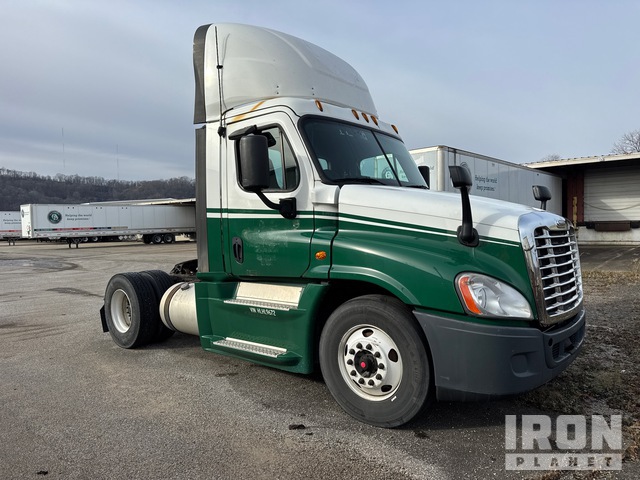 CAMIóN 2017 FREIGHTLINER