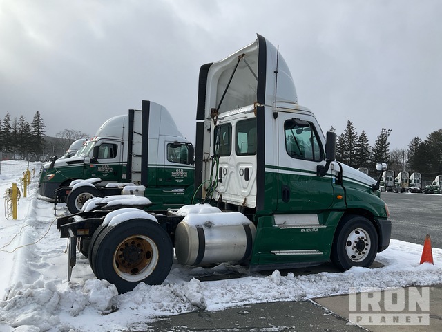 CAMIóN 2017 FREIGHTLINER