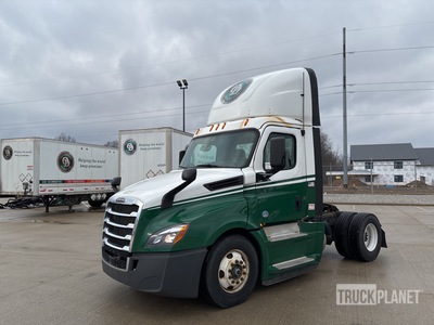 2019 Freightliner Cascadia 125 4x2 S/A Day Cab Truck Tractor