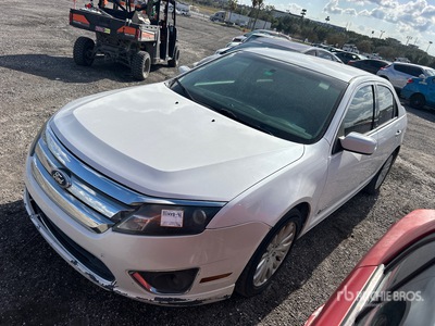 2010 Ford Fusion SE Hybrid Personenkraftwagen