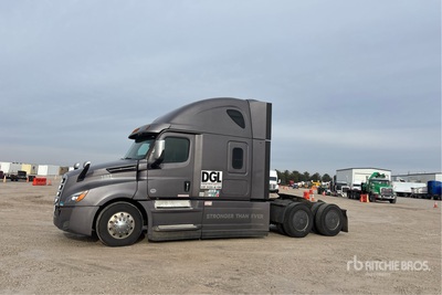 2021 Freightliner Cascadia 126 6x4 トラックトラクター（T/A）