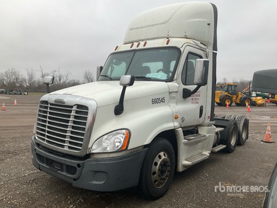 2016 Freightliner Cascadia 125 6x4 3-Achs Sattelzugmaschine