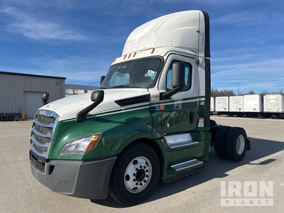 2019 Freightliner New Cascadia 4x2 S/A Dagcabine Trekker