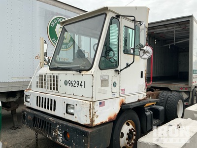 2008 Kalmar Cascadia 125 4x2 4x2 Spotter Truck (Inoperable)