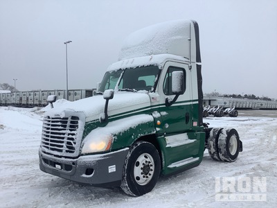 2017 Freightliner CA125 4x2 Cabeza Tractora Cabina Corta