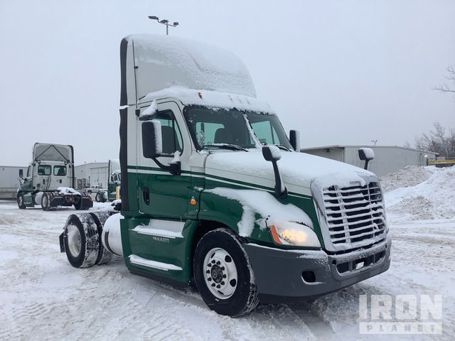 CAMIóN 2017 FREIGHTLINER