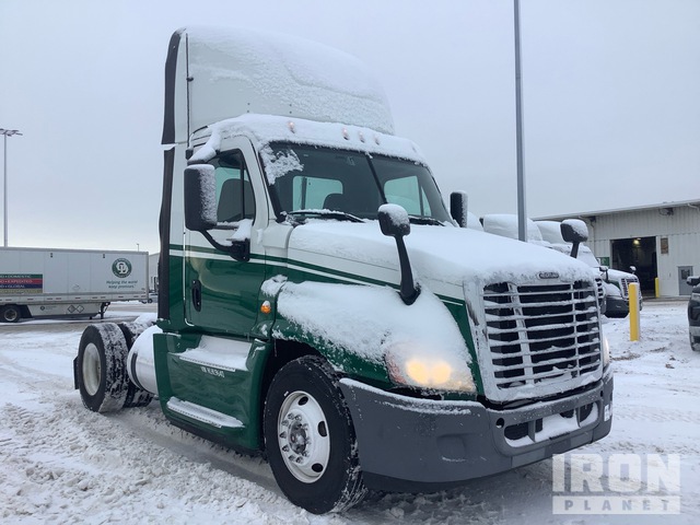 CAMIóN 2017 FREIGHTLINER