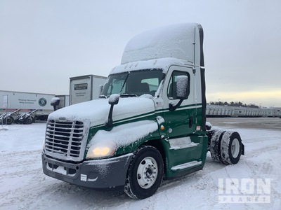 2017 Freightliner CA125 4x2 Cabeza Tractora Cabina Corta