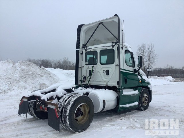 CAMIóN 2017 FREIGHTLINER