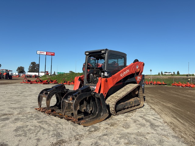 MINI CARGADOR SOBRE ORUGAS 2023 KUBOTA SVL972HFC