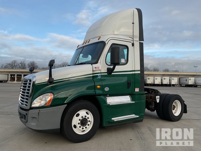 2018 Freightliner Cascadia 125 4x2 S/A Day Cab Truck Tractor
