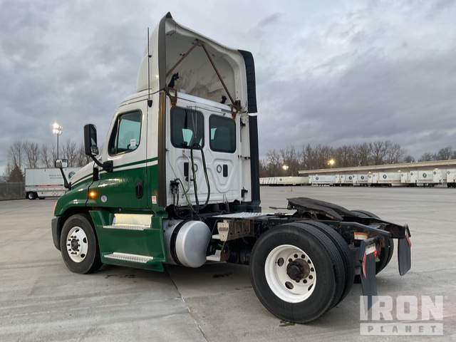 CAMIóN 2016 FREIGHTLINER