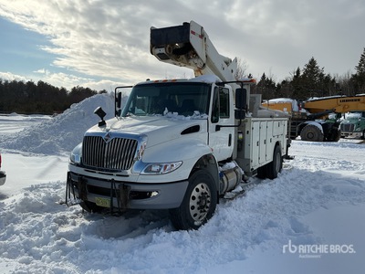 2016 International 4300 4x2 Bucket Truck