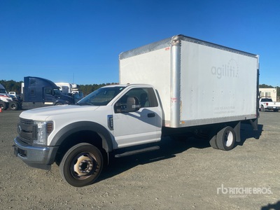 2018 Ford F-450 4x2 Furgoneta caja cerrada